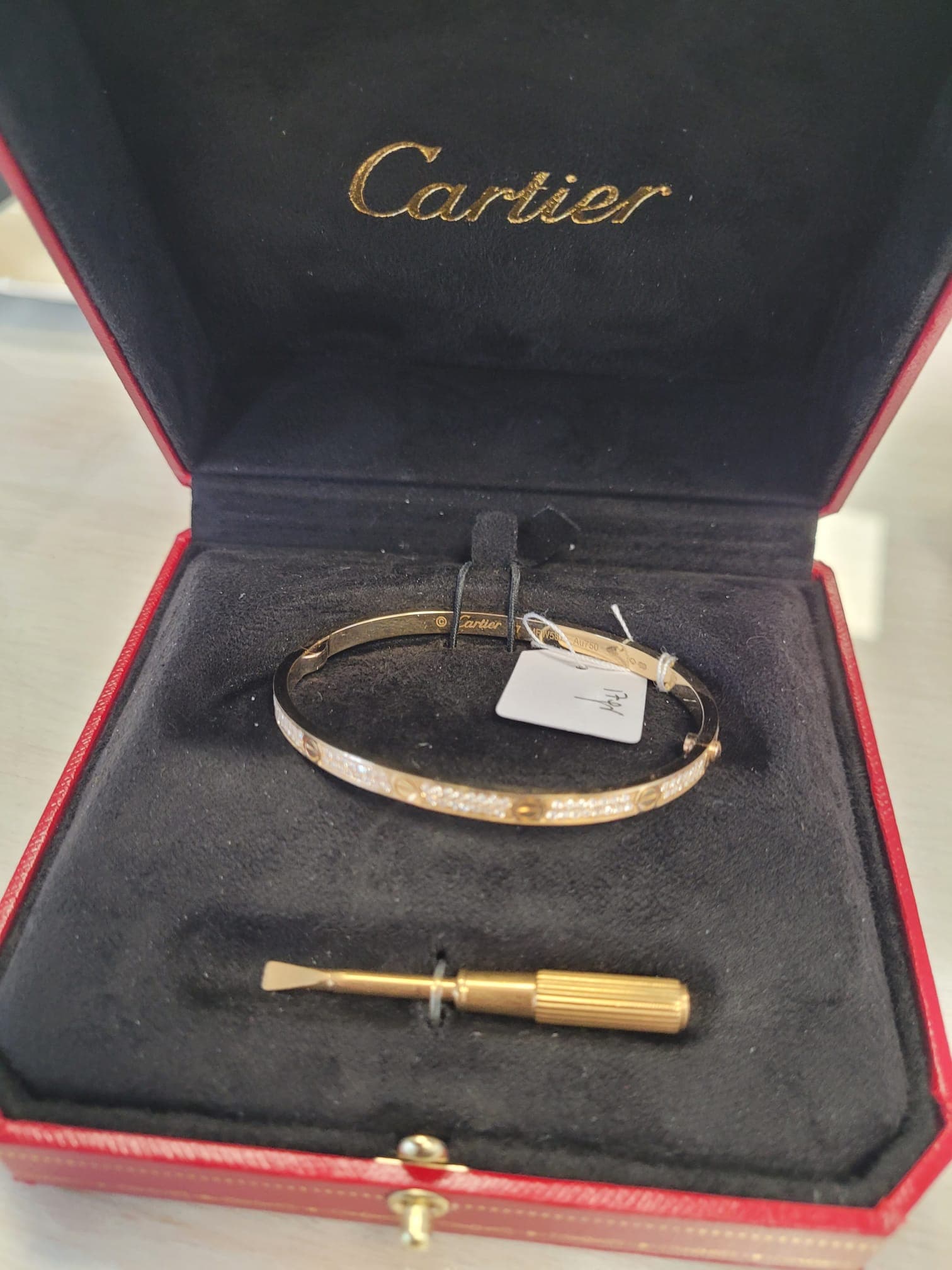 Rachat de montres de luxe à Paris 14e